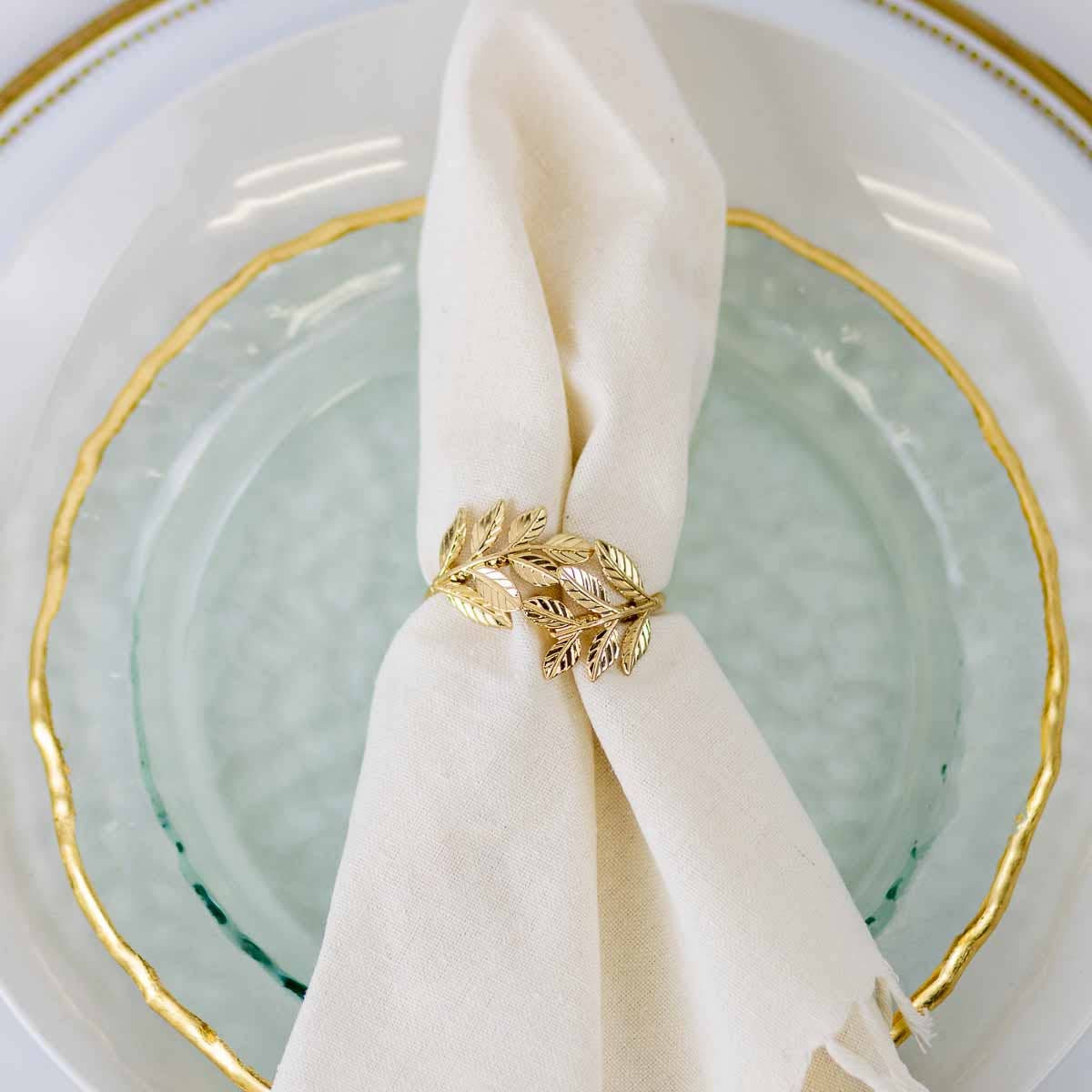 Laurel Wreath Napkin Ring   Matte Gold   2"