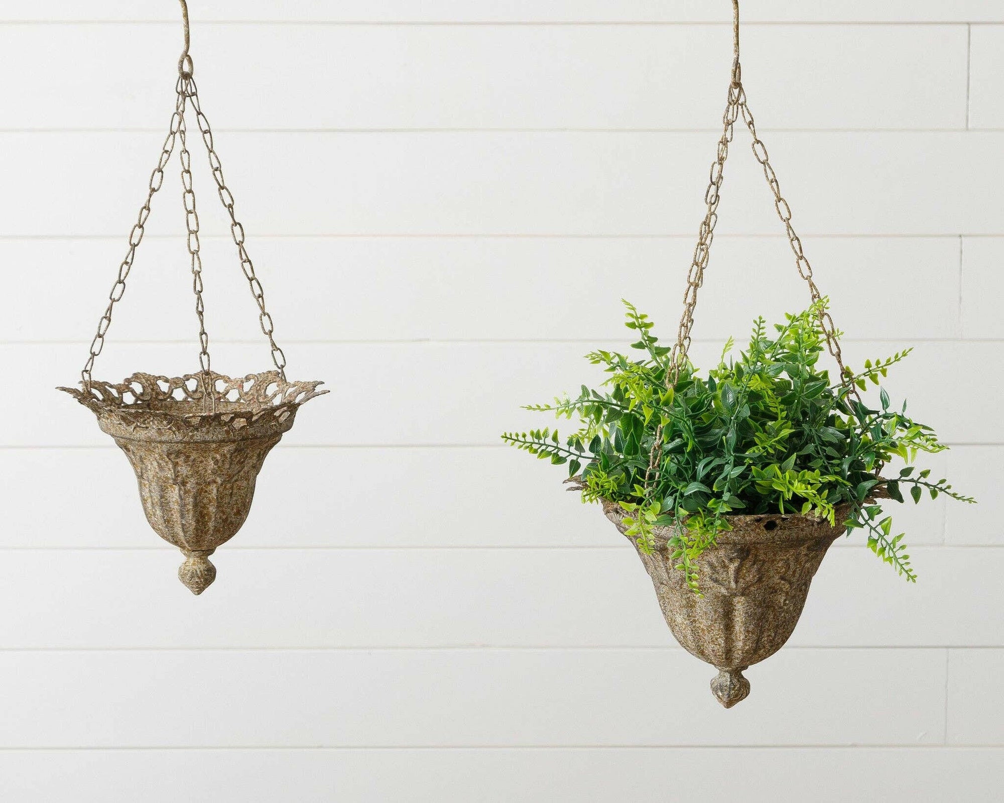 Iron Hanging Planters (Set Of 02).