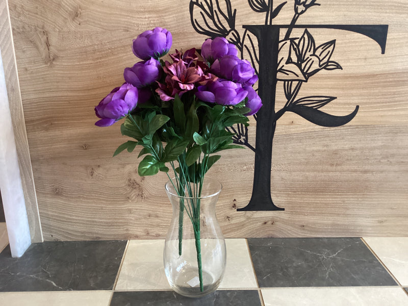 Jordan Glass Vase 9"