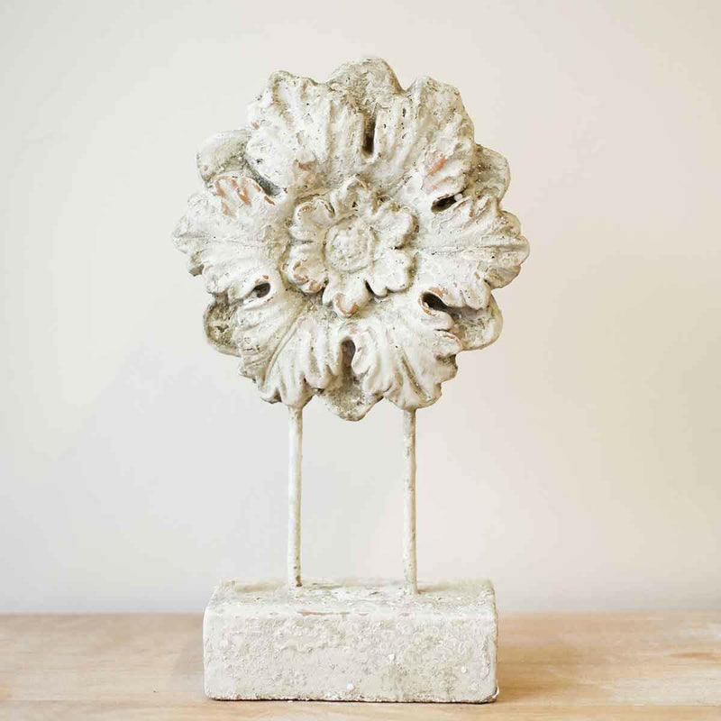 Flora Medallion Decor   Antique Cream   7.5x16.5x3.5.