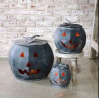 BLACK TIN PUMPKINS LG