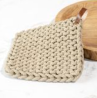 LEATHER STRAP LT KNIT POT HOLDER