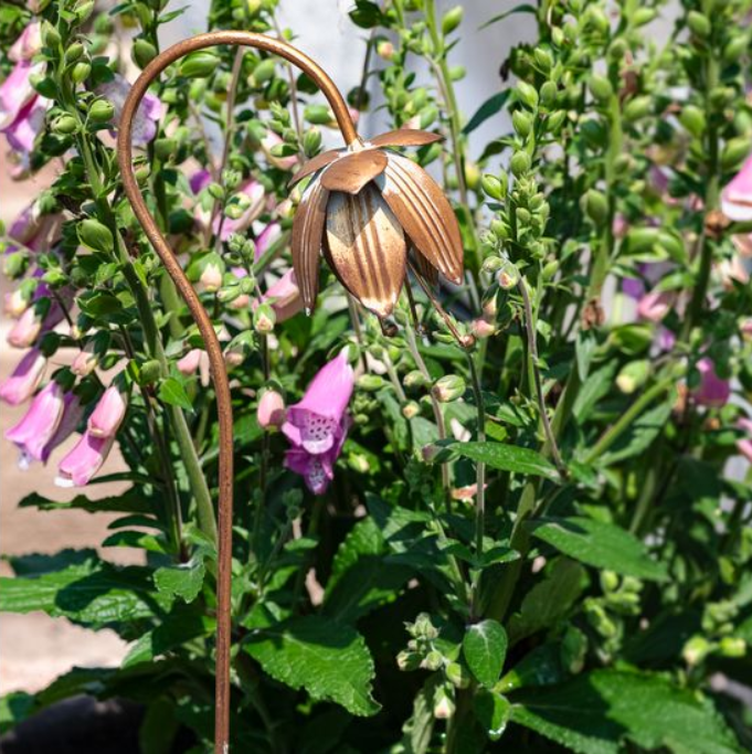 22" Wheeping Flower Garden Stake