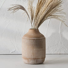 SIDUCAL Ceramic Rustic Farmhouse Vase Sand Glaze Finish Boho Vase Pottery Decorative Flower Vase for Home Decor Table Living Room Decoration Shelf Decor Mantel 7 Inch Beige