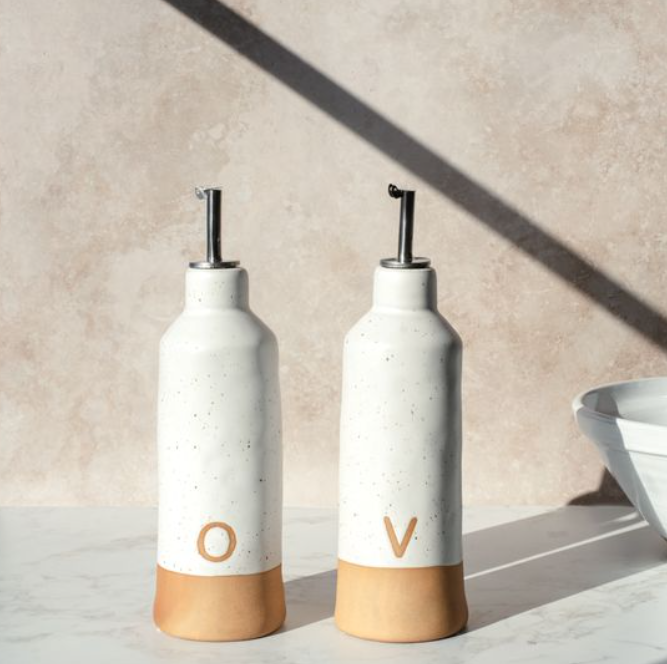 *INNER* TWO TONE CERAMIC OIL/VINEGAR SET.