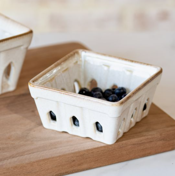 *INNER* LATTE SPLATTER 4.7"W BERRY BASKET.