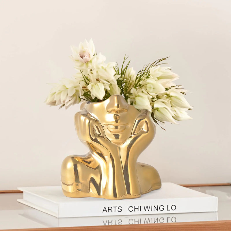 Gold Ceramic Human Face Vase Shy Posture Decorative Human-Shaped Vase Modern Gold Decorative Art Vase Desktop Display Bookshelf Living Room Office Bedroom Small
